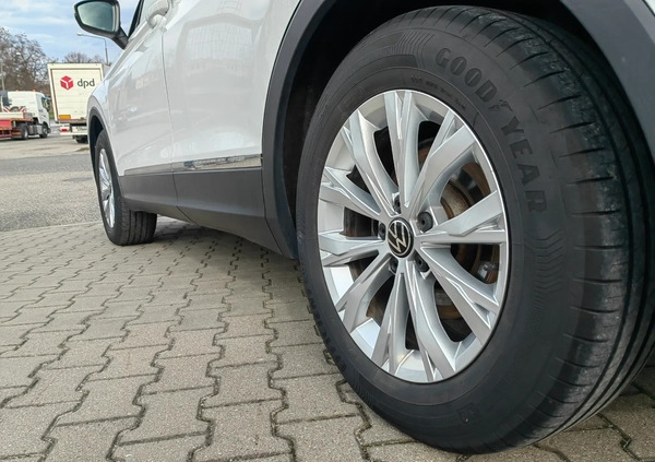 Volkswagen Tiguan cena 99990 przebieg: 48000, rok produkcji 2021 z Kobylin małe 352
